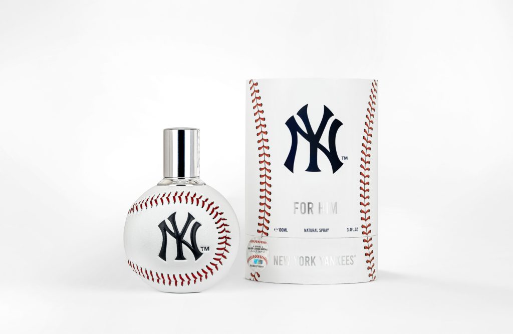 pack close new york yankees for him
